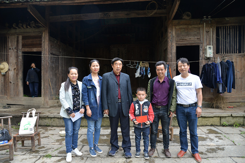 共筑成长路 圆就学子梦——桑植县教育基金会资助贫困生侧记
