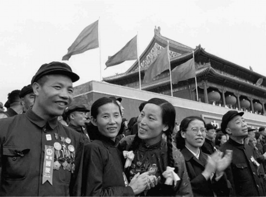 【人物长廊】刘胡兰：领袖两度题词的女英雄