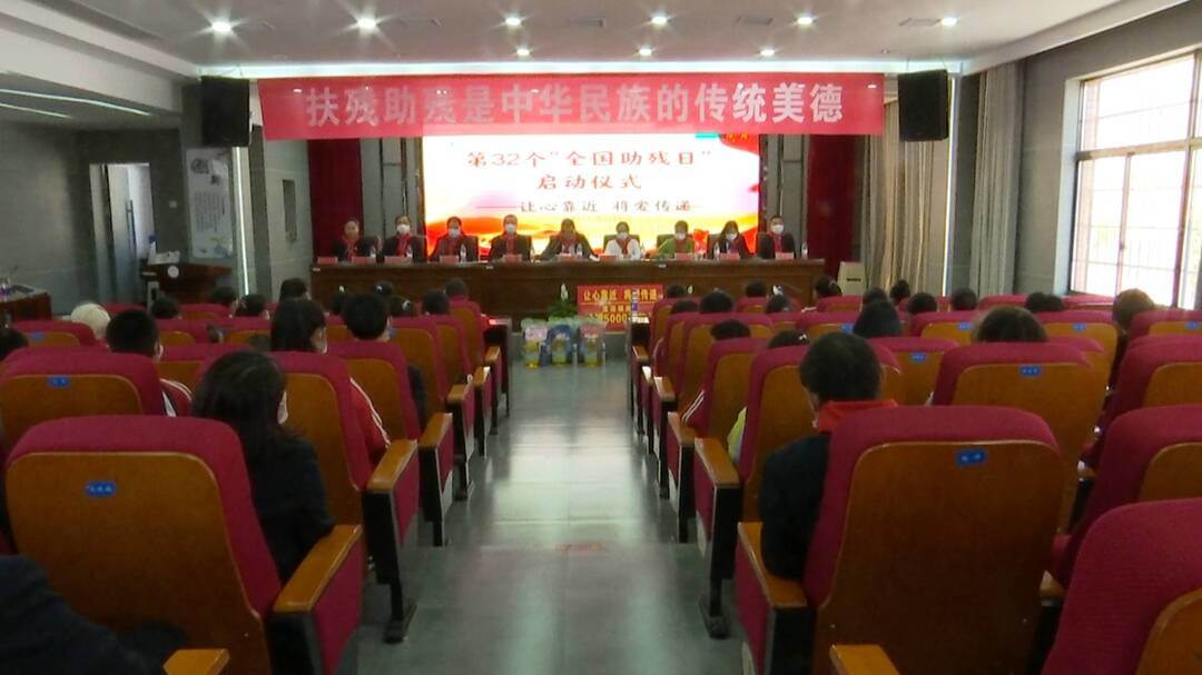 澧源镇二小：用爱浇灌“迟开的花朵”